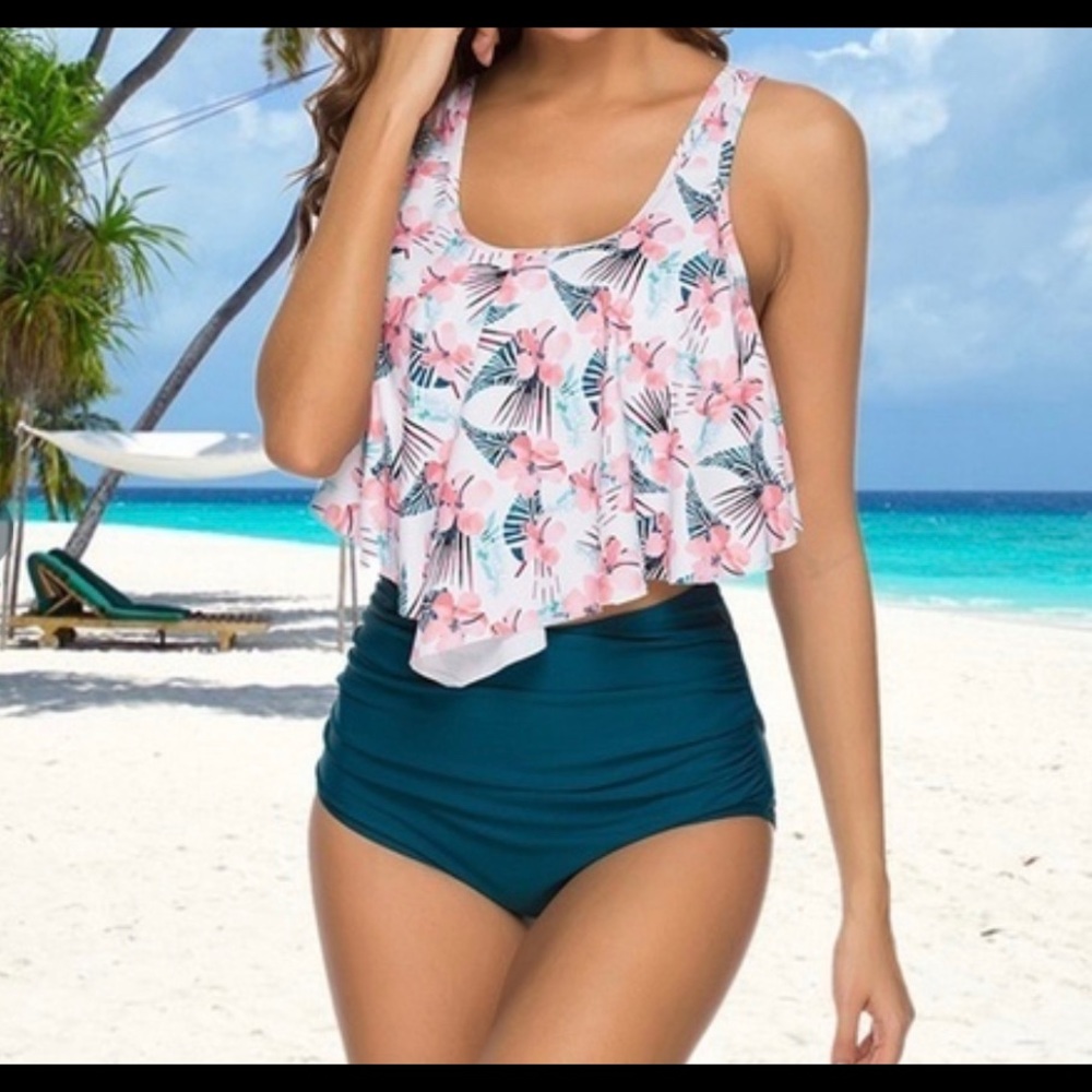 Size small 2 piece/bikini NEW!